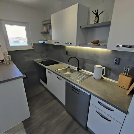 Appartamento With A Large Terrace And A Beautiful View *